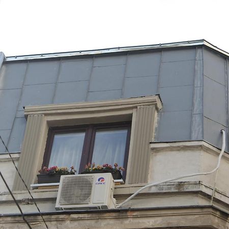 Studio Yellow - Piata Victoriei Bucureşti Ngoại thất bức ảnh