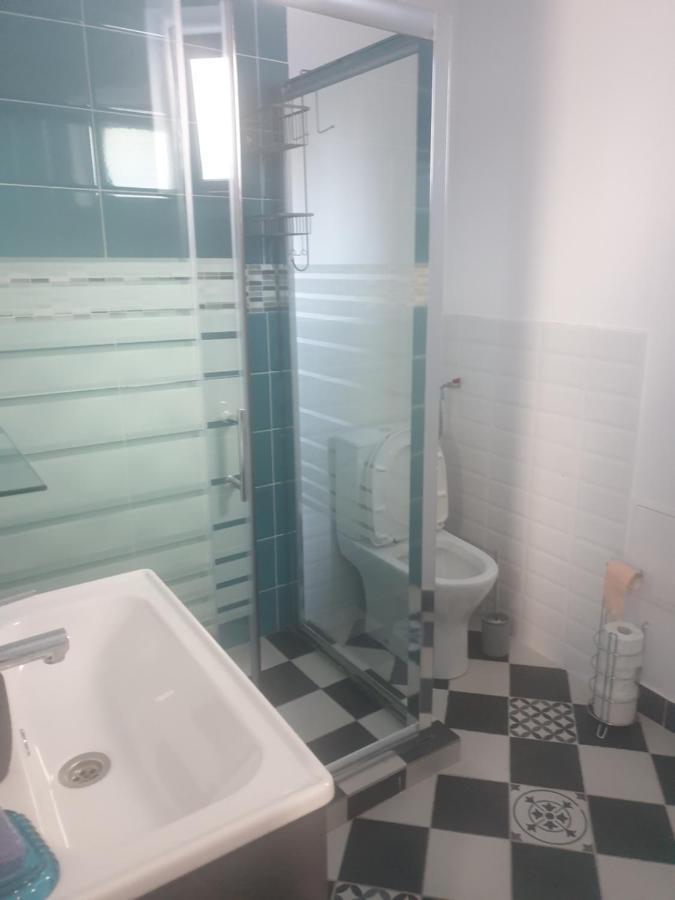 Studio Yellow - Piata Victoriei Bucureşti Ngoại thất bức ảnh