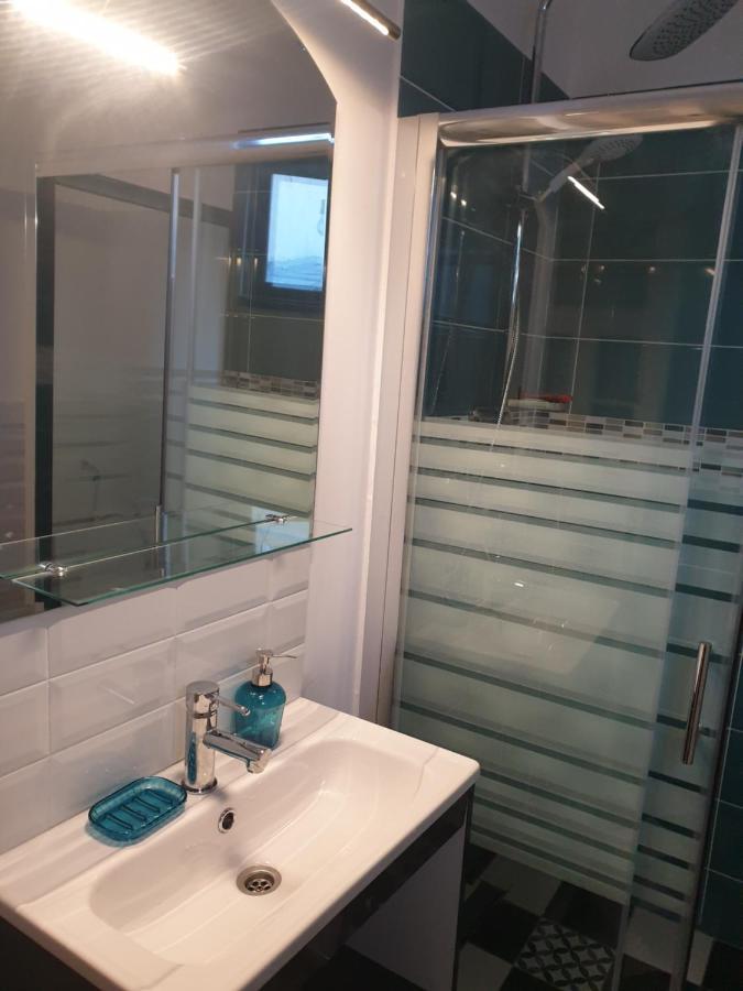 Studio Yellow - Piata Victoriei Bucureşti Ngoại thất bức ảnh